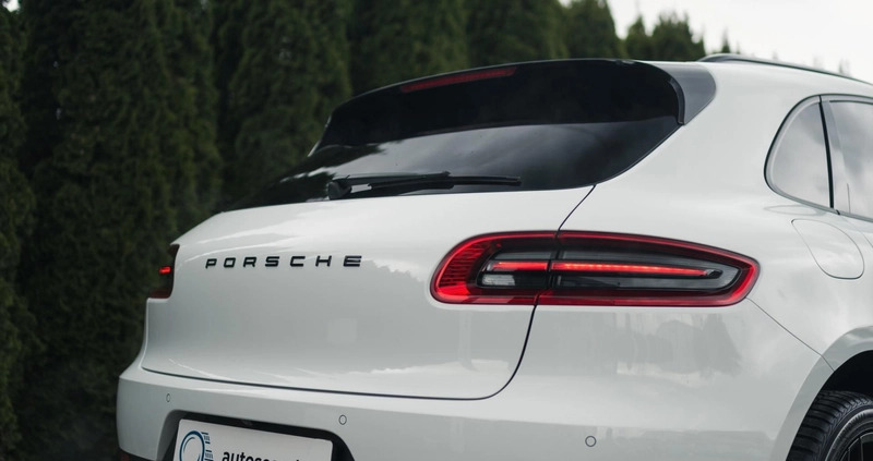 Porsche Macan cena 161990 przebieg: 111600, rok produkcji 2017 z Radków małe 742